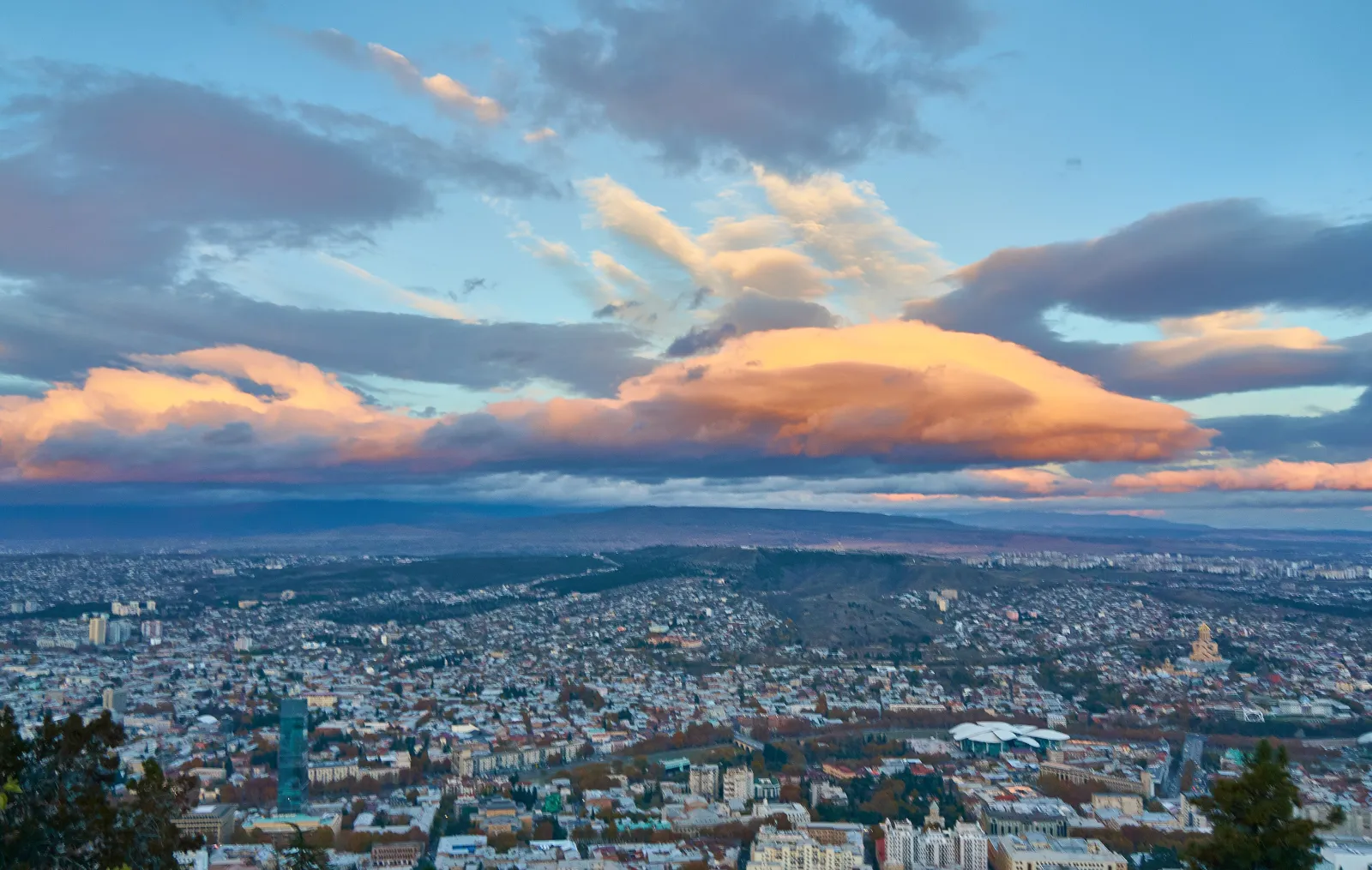 Панорама на Тбилиси